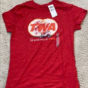 TWA T-shirt Old Navy